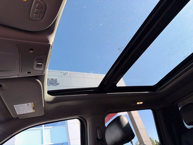 Used 2015 Ford F150 Lariat w/ Equipment Group 502A Luxury AWD/4WD image 10