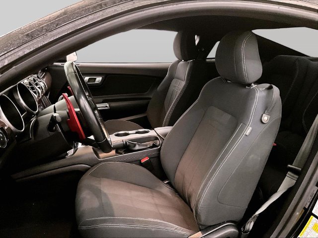 Used 2019 Ford Mustang GT RWD image 24