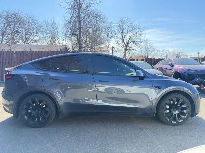 Used 2024 Tesla Model Y Long Range image 4