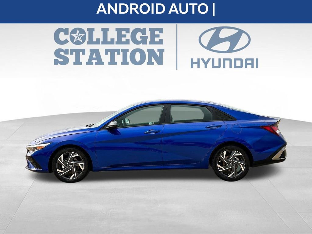 Used 2025 Hyundai Elantra Sport image 7