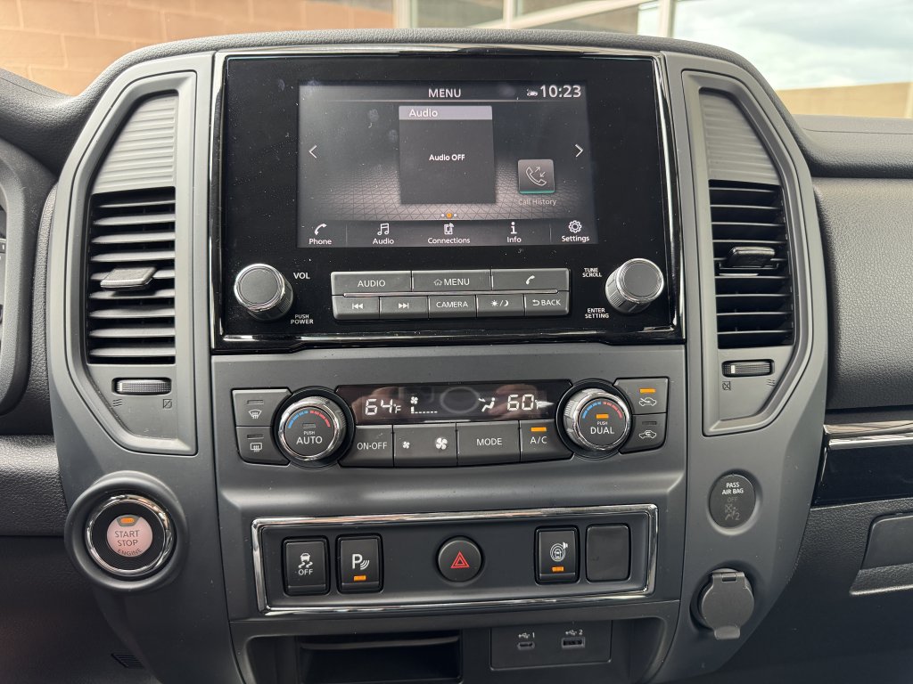 Used 2024 Nissan Titan SV w/ SV Convenience Package RWD image 25