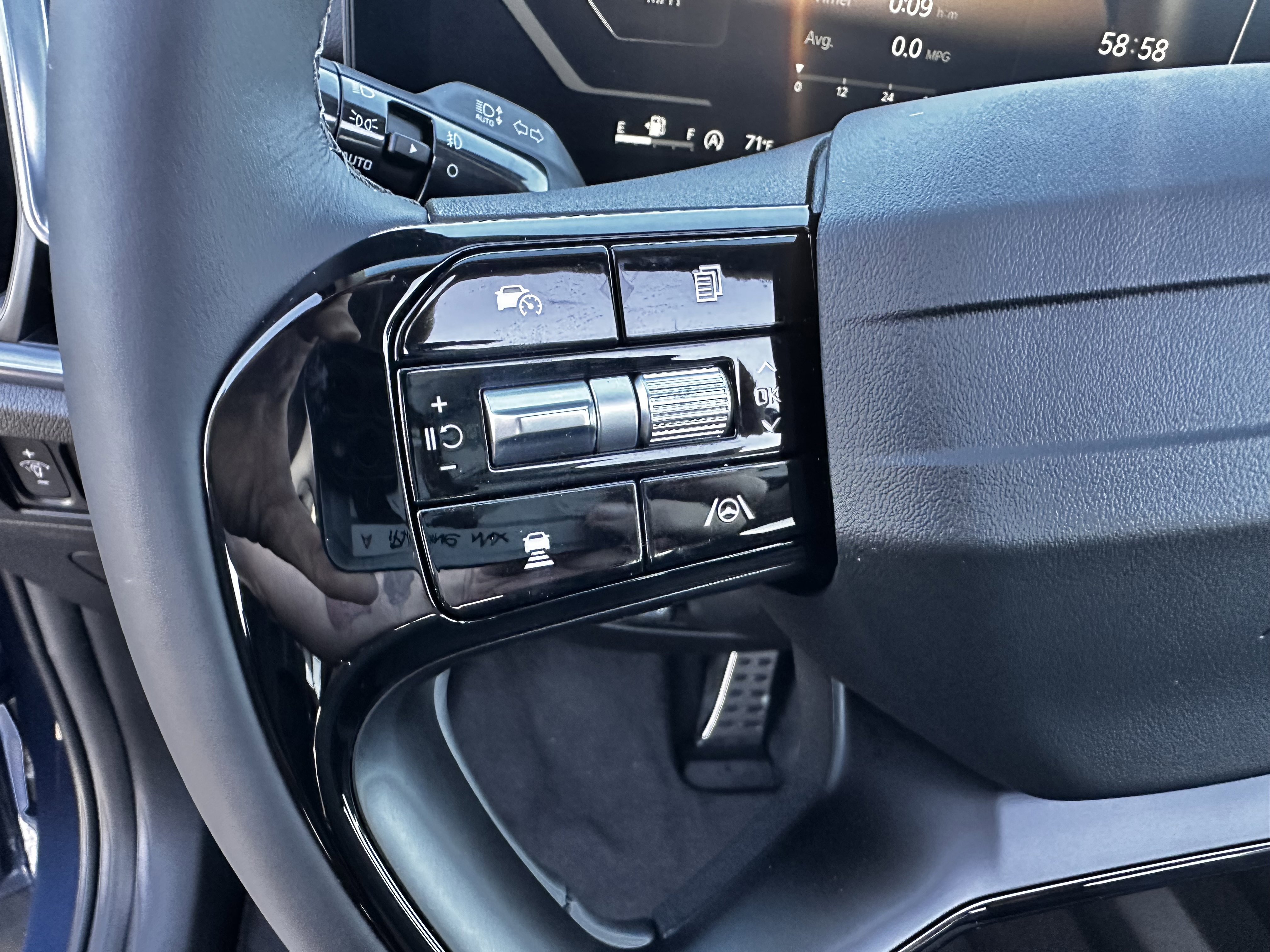 New 2026 Kia Sorento SX image 20