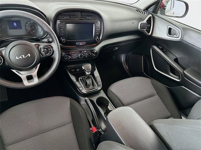 Used 2022 Kia Soul LX image 25