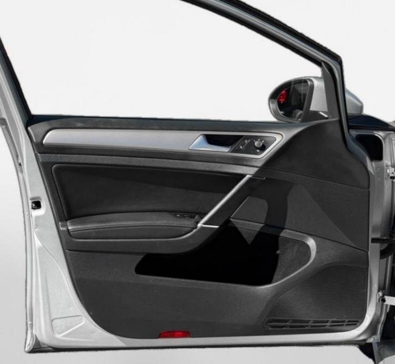 Used 2015 Volkswagen e-Golf SEL Premium image 14