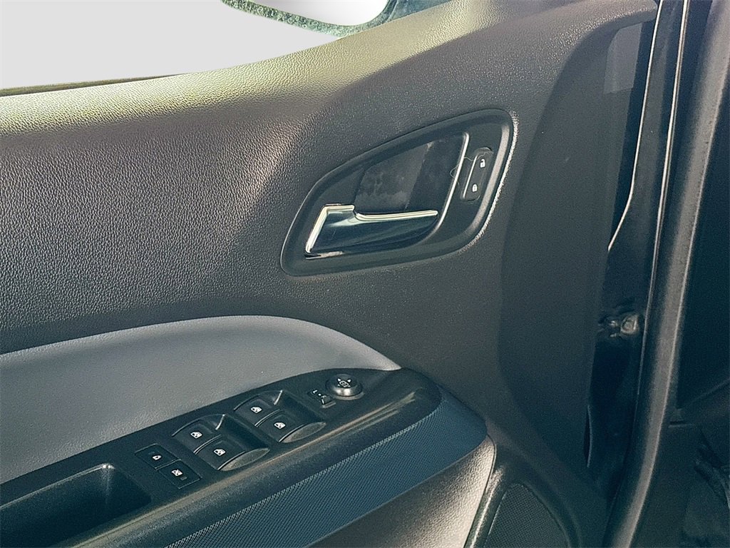 Used 2021 Chevrolet Colorado Z71 image 17