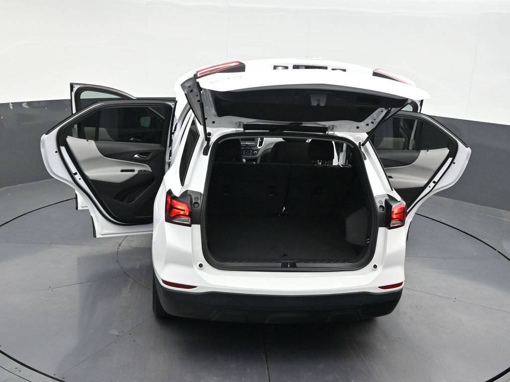 Used 2023 Chevrolet Equinox LS FWD image 36