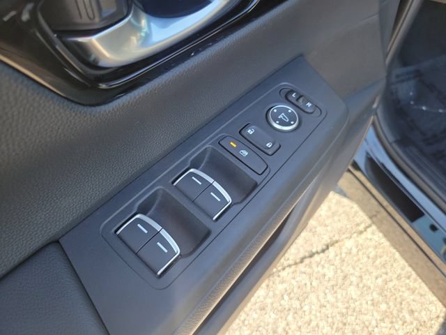 Used 2025 Honda CR-V Sport Touring image 9