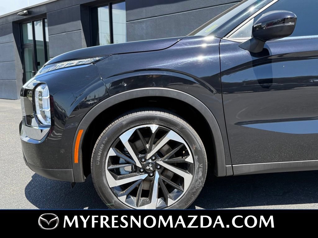 Used 2022 Mitsubishi Outlander ES FWD image 5