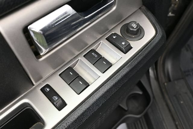 Used 2016 Ford Expedition EL XLT AWD/4WD image 19