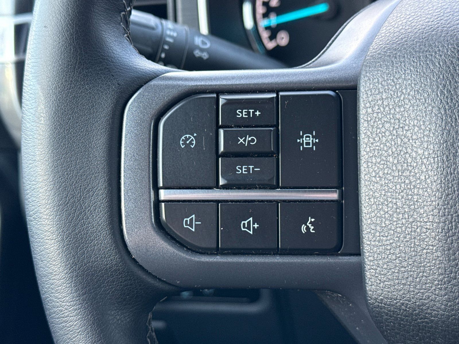 Used 2023 Ford F150 XLT w/ Equipment Group 302A High image 27