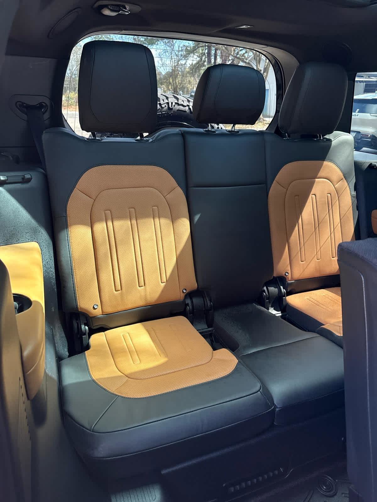 Used 2024 Land Rover Defender 130 X AWD/4WD image 18