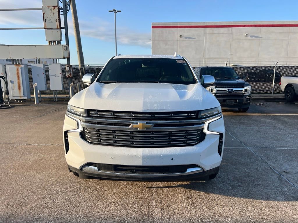 Used 2023 Chevrolet Suburban Premier RWD image 2