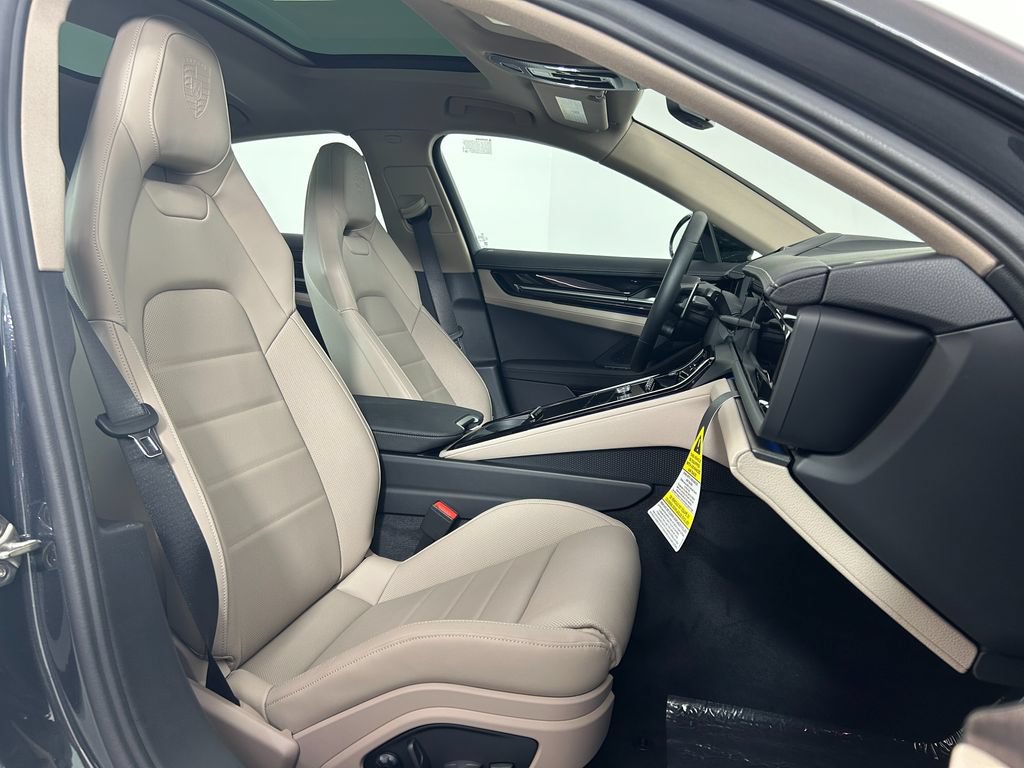New 2026 Porsche Panamera 4 AWD/4WD image 23