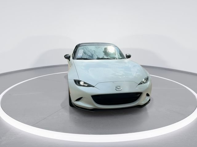 New 2026 MAZDA MX-5 Miata RF Grand Touring RWD image 2