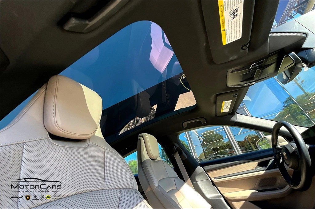 Used 2021 Porsche Taycan 4S image 19