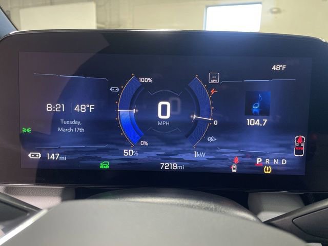 Used 2025 Chevrolet Equinox EV LT image 15