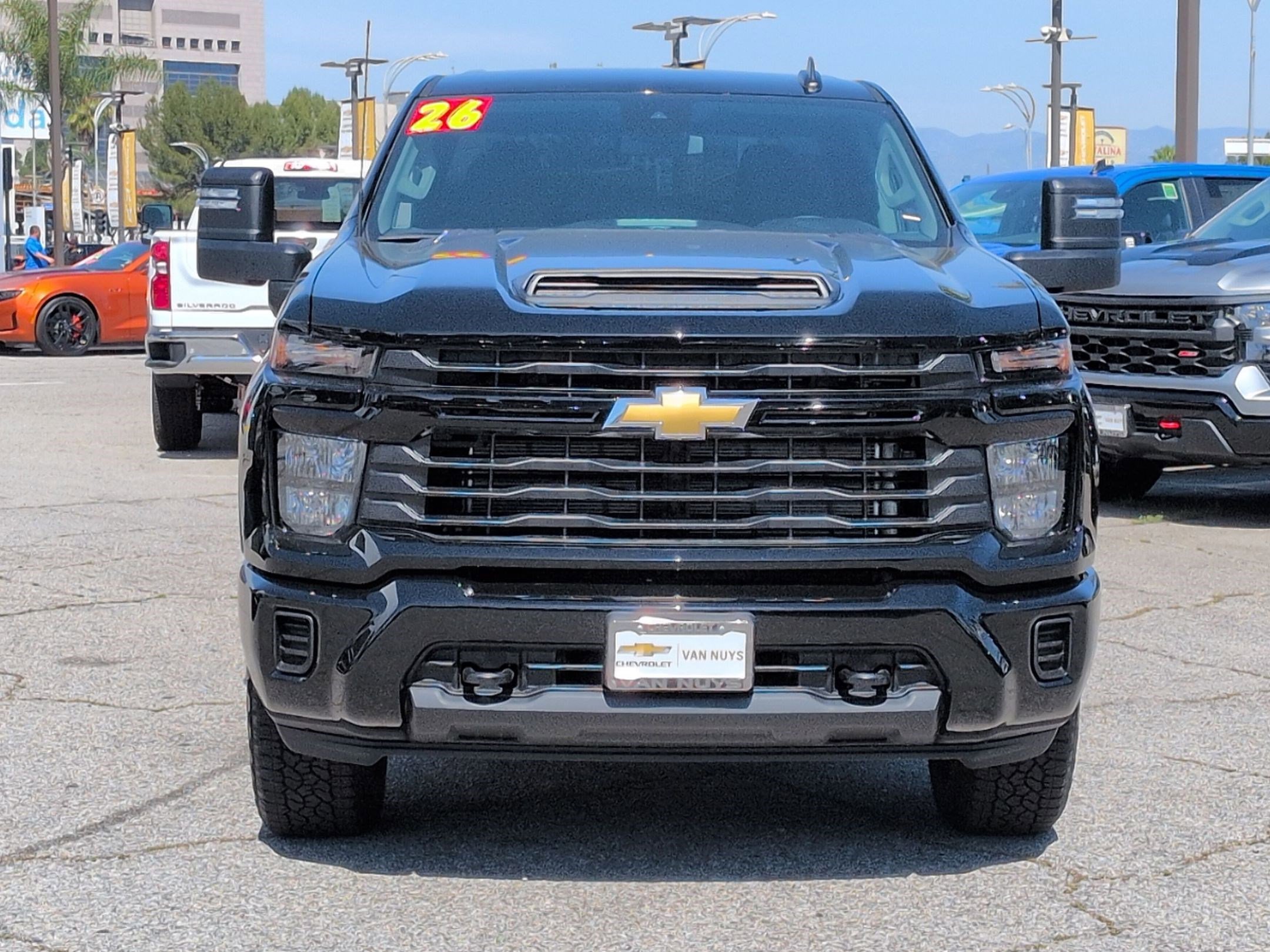 Used 2026 Chevrolet Silverado 2500 Custom image 2