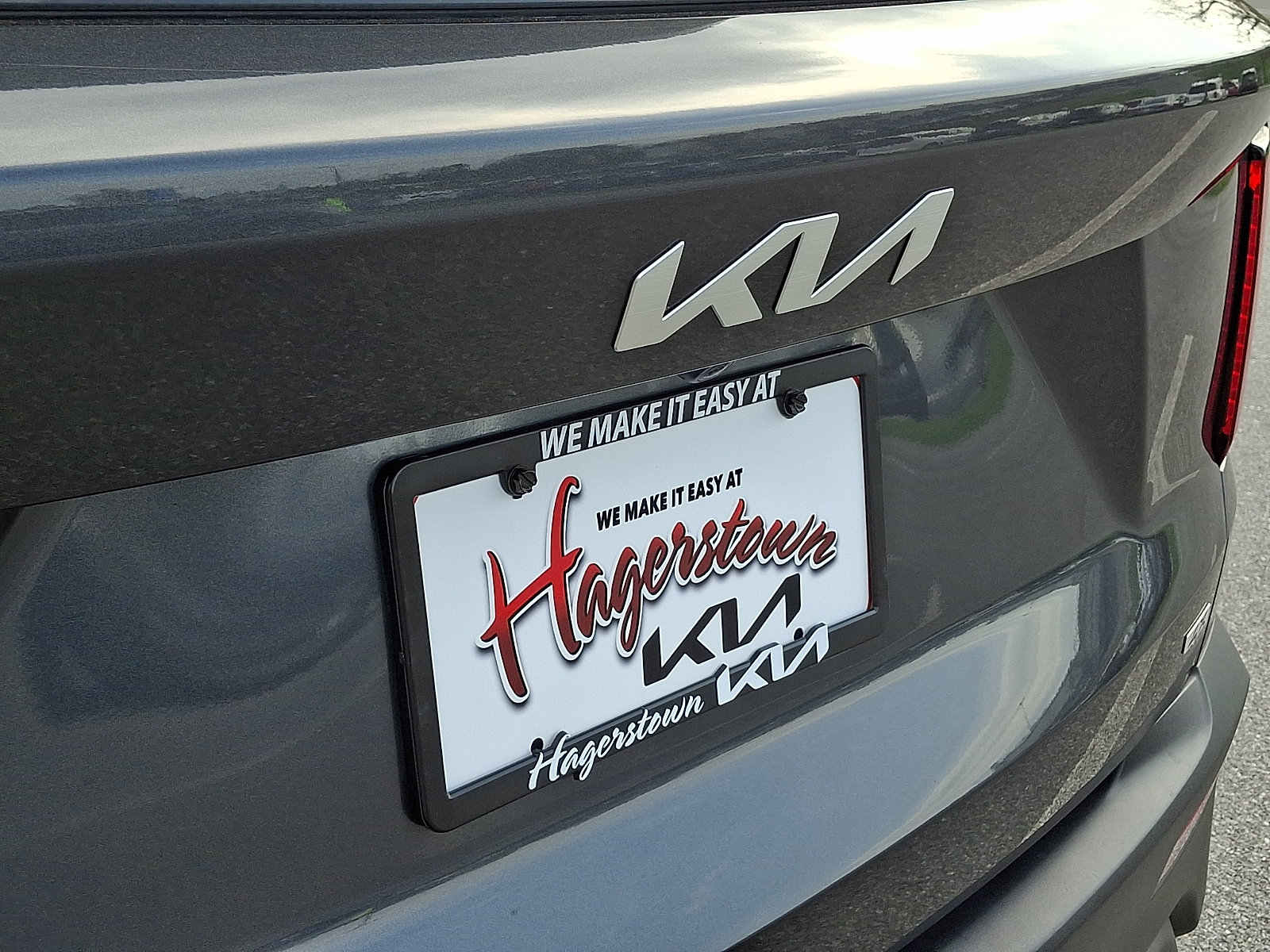 Used 2023 Kia Sorento LX image 30