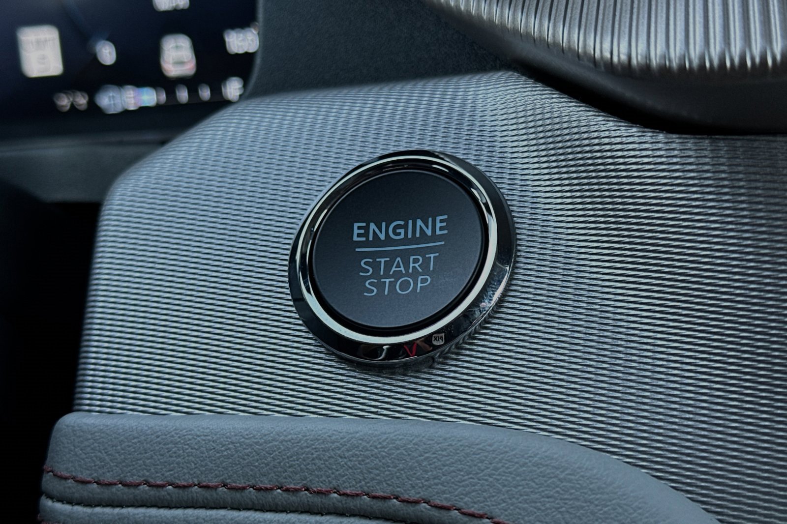 New 2025 Ford Explorer Active w/ Active Comfort Package image 19