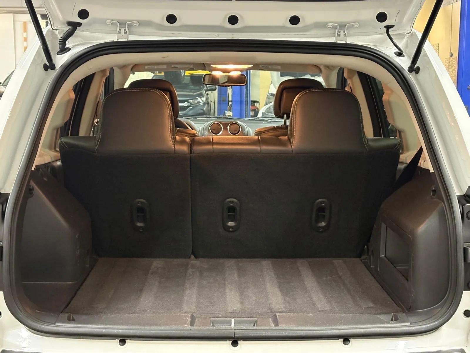 Used 2017 Jeep Compass High Altitude image 9