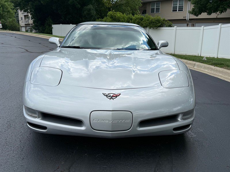 Used 2002 Chevrolet Corvette Coupe w/ Preferred Equipment Group2 RWD image 34