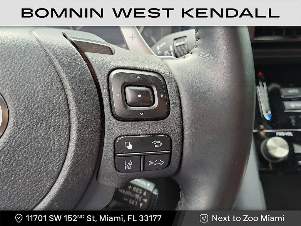 Used 2025 Lexus IS 350 F Sport image 15