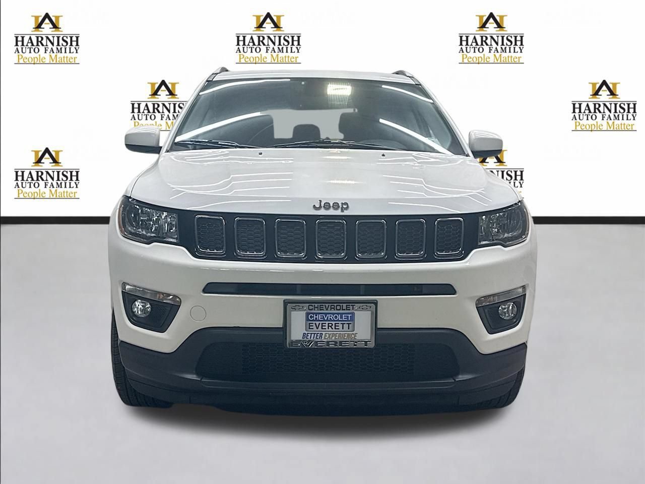 Used 2018 Jeep Compass Latitude w/ Popular Equipment Group AWD/4WD image 2