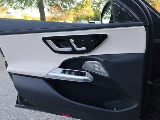 Used 2026 Mercedes-Benz E 350 4MATIC Sedan image 28