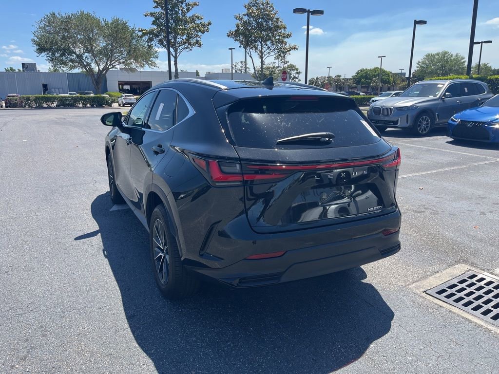 Used 2024 Lexus NX 250 FWD w/ Towing Package (2000 Lbs) image 3