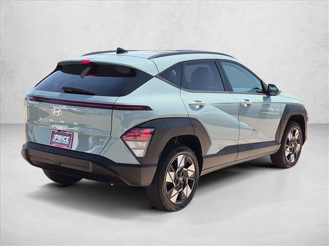 Used 2024 Hyundai Kona SEL AWD/4WD image 5