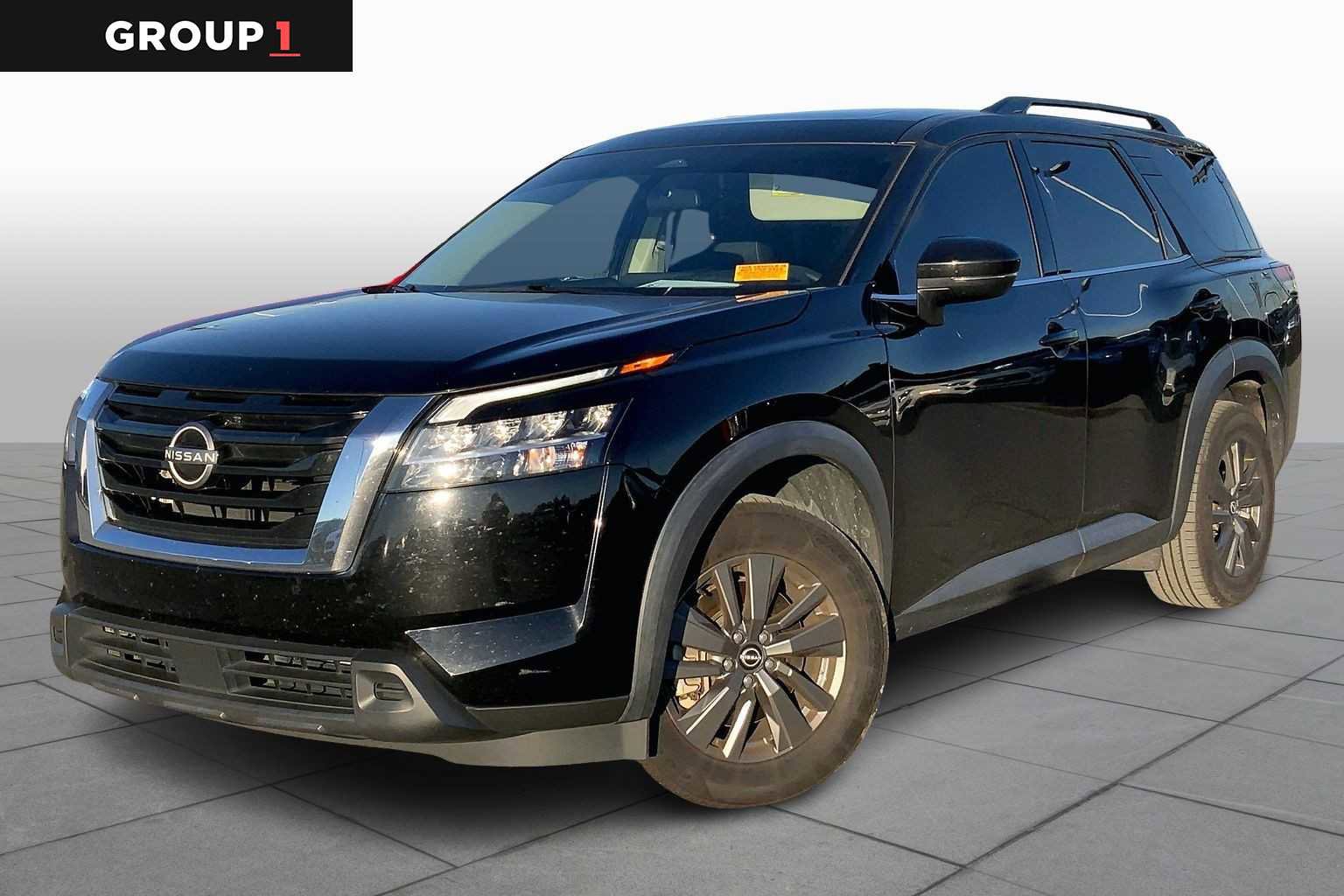 Used 2022 Nissan Pathfinder SV w/ SV Premium Package video 1