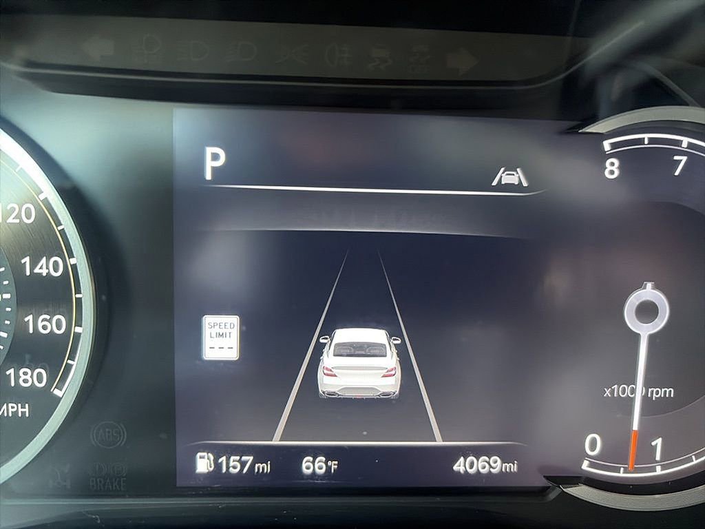 Used 2025 Genesis G70 3.3T Advanced image 7