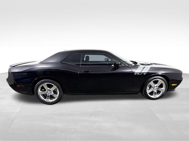Used 2010 Dodge Challenger R/T RWD image 6