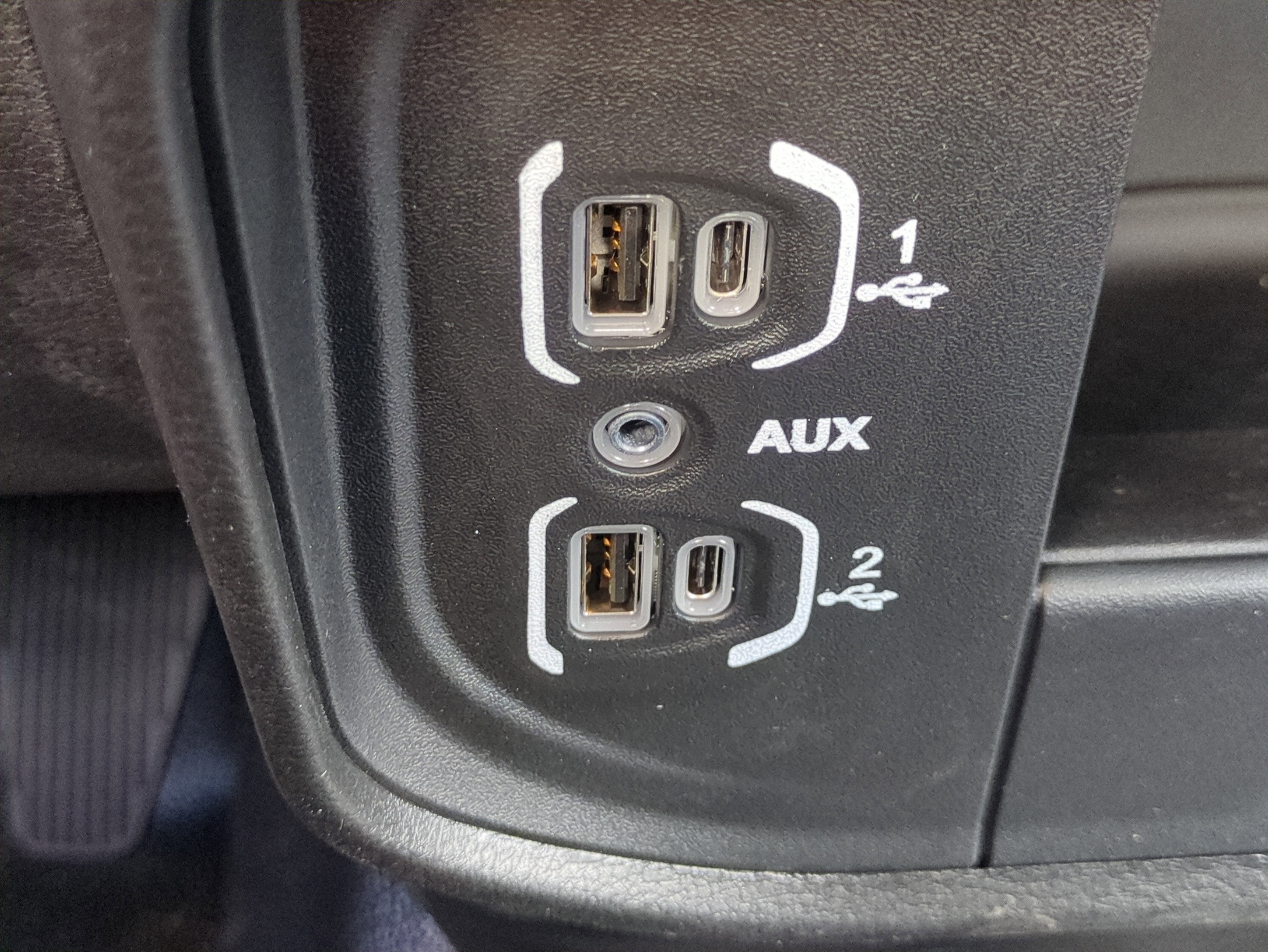 New 2026 RAM 3500 Tradesman w/ Chrome Appearance Group image 23