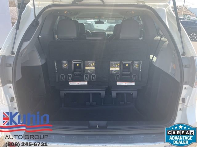 Used 2015 Toyota Sienna SE image 6