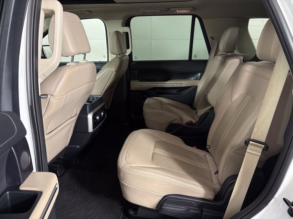 Used 2024 Ford Expedition Limited AWD/4WD image 38