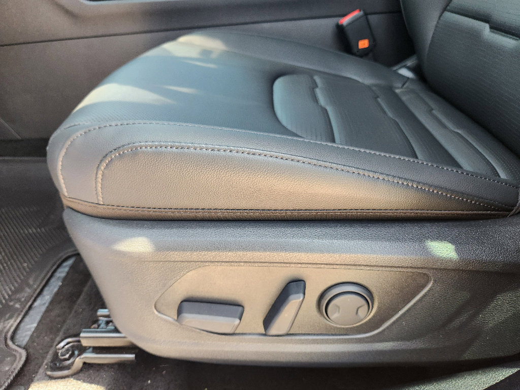 New 2026 Kia Sportage SX image 18