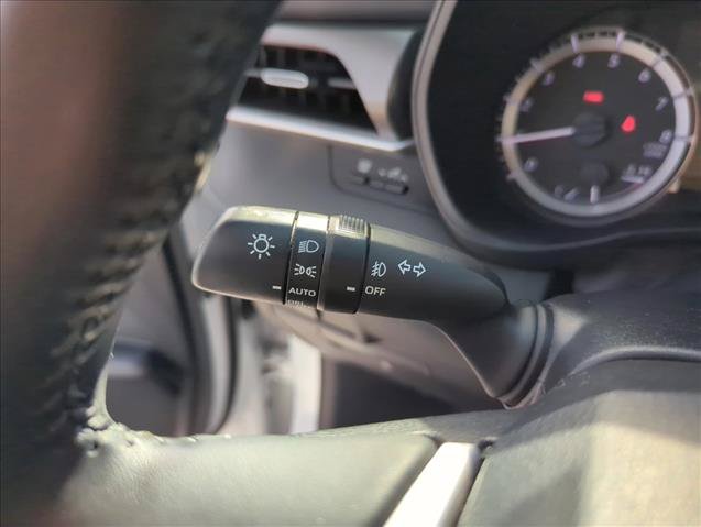 Certified 2024 Toyota Highlander LE FWD image 20