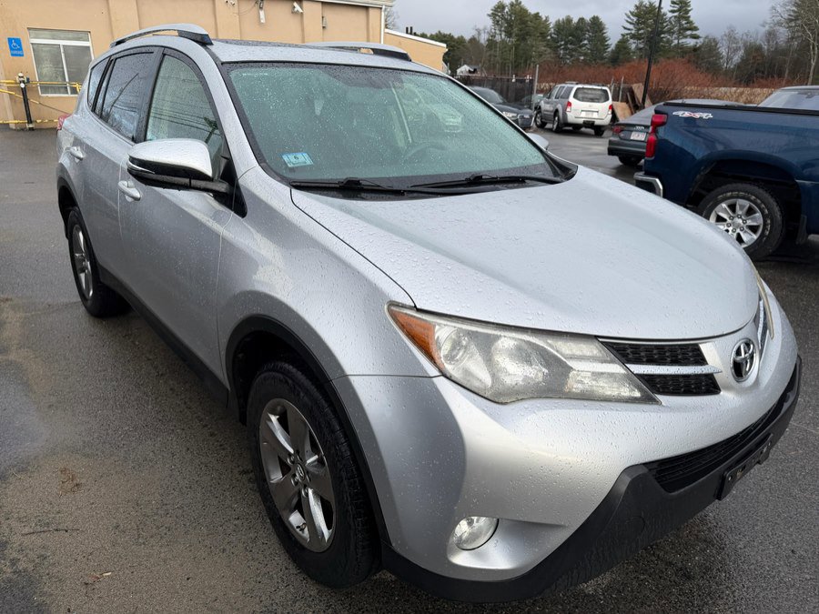 Used 2015 Toyota RAV4 XLE image 2