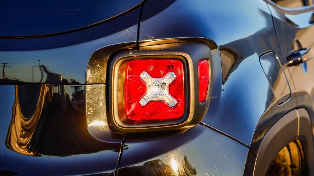 Certified 2023 Jeep Renegade Trailhawk image 10