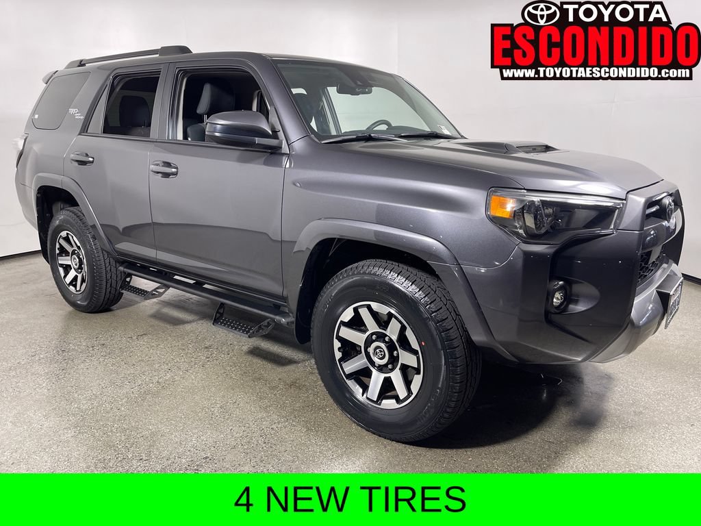 Certified 2022 Toyota 4Runner TRD Off-Road AWD/4WD image 1