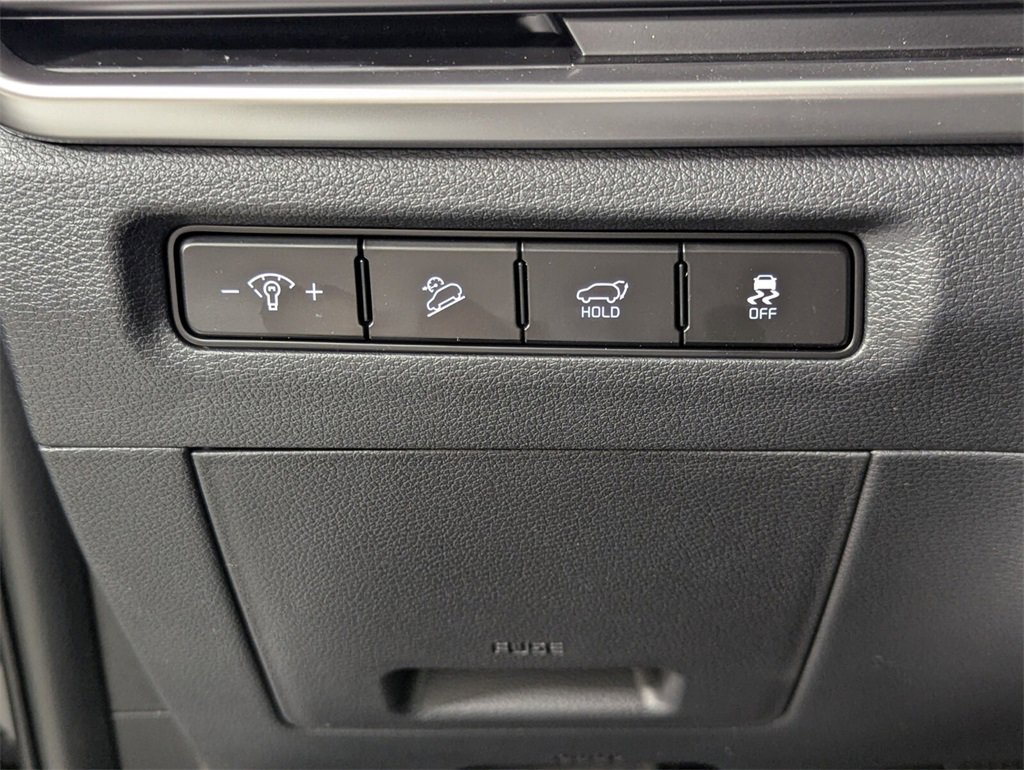 New 2025 Kia Telluride S image 13