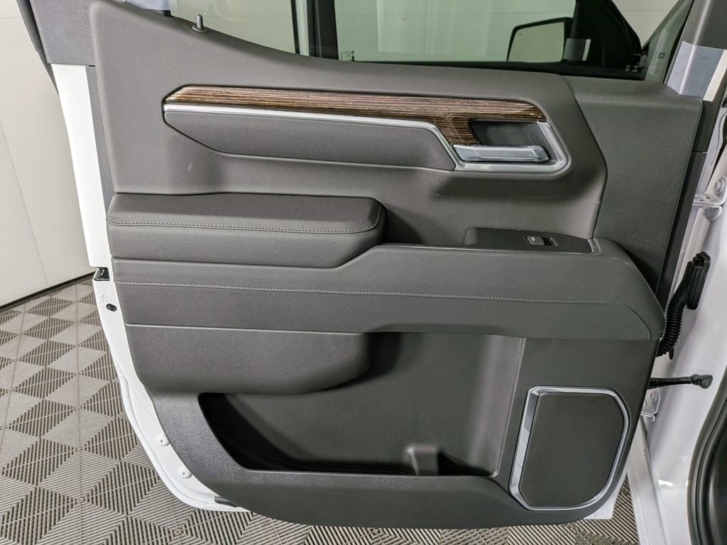 New 2026 GMC Sierra 1500 Elevation image 24