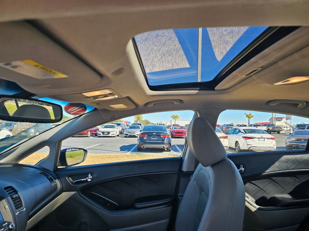 Used 2016 Kia Forte EX w/ EX Premium Package image 15