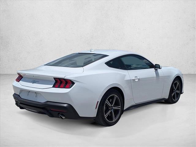 Used 2025 Ford Mustang Coupe RWD image 5