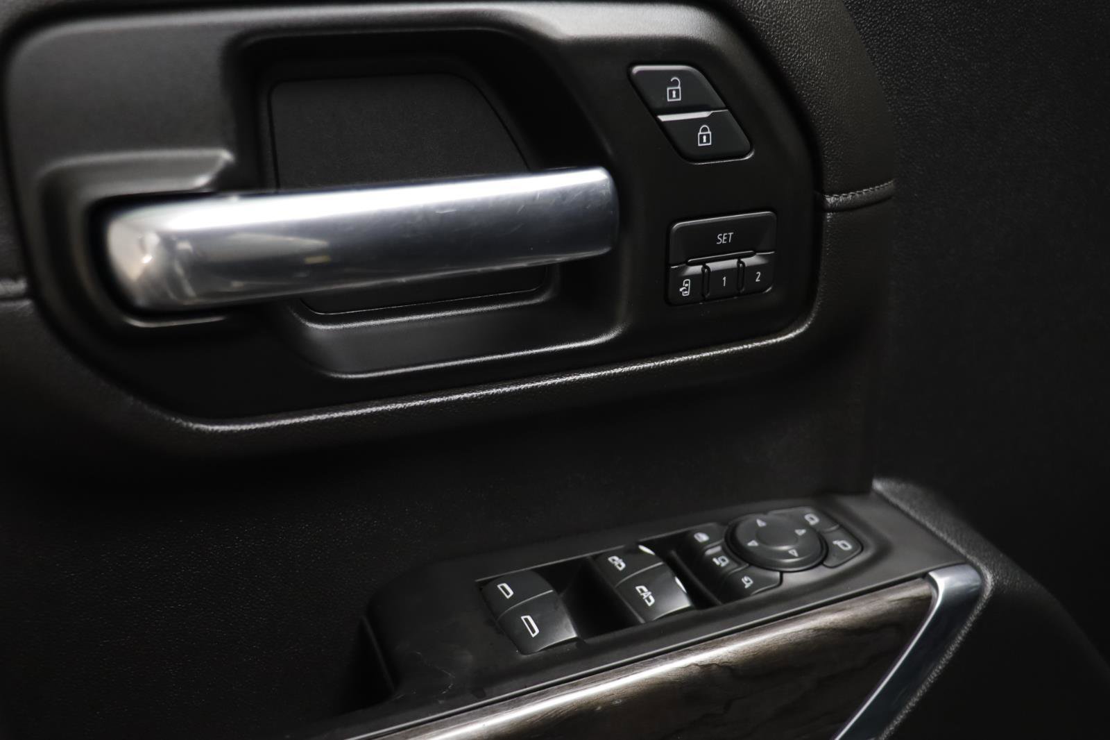 Used 2020 Chevrolet Silverado 3500 LTZ w/ LTZ Plus Package image 7