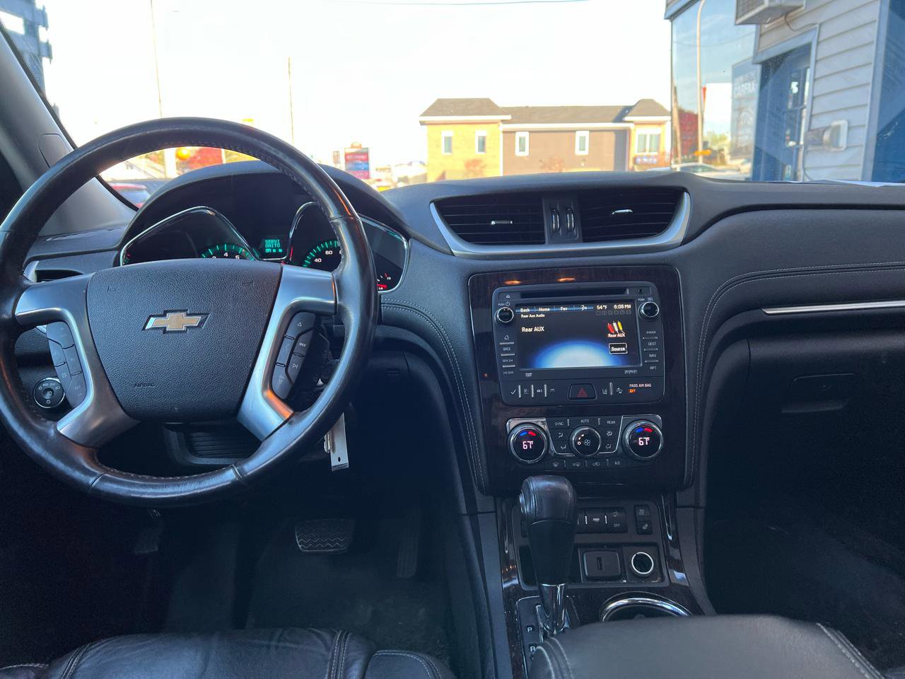 Used 2017 Chevrolet Traverse Premier FWD image 12