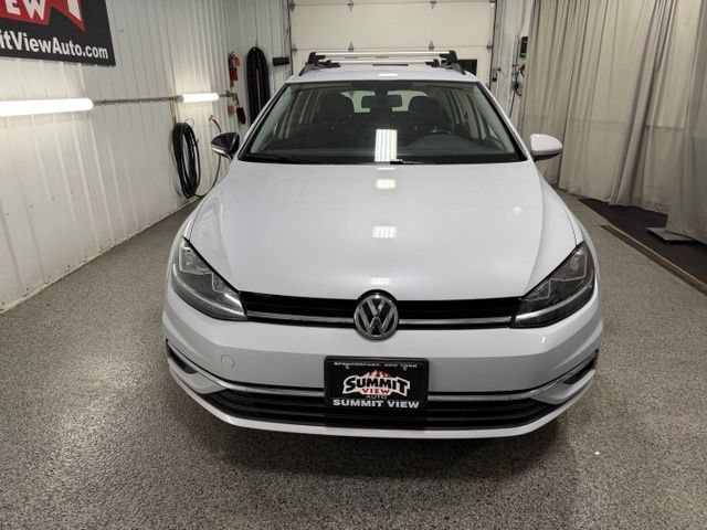 Used 2018 Volkswagen Golf S AWD/4WD image 2