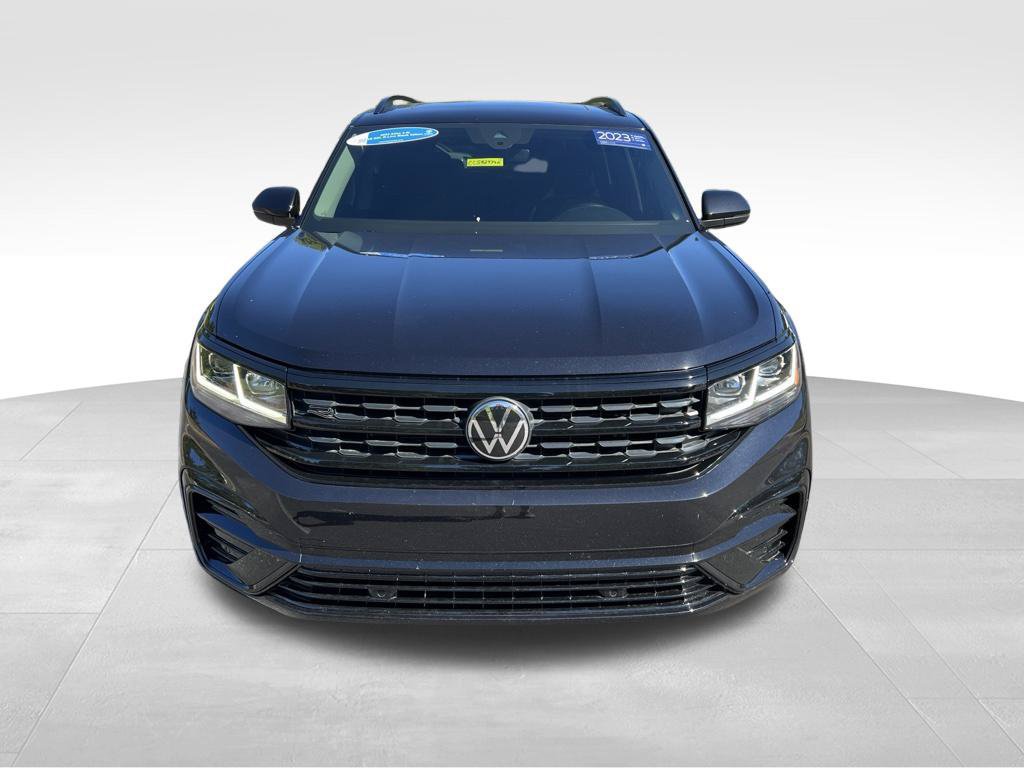 Used 2023 Volkswagen Atlas SEL R-Line AWD/4WD image 3