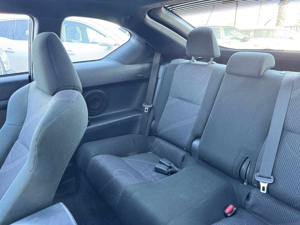 Used 2012 Scion tC FWD image 28